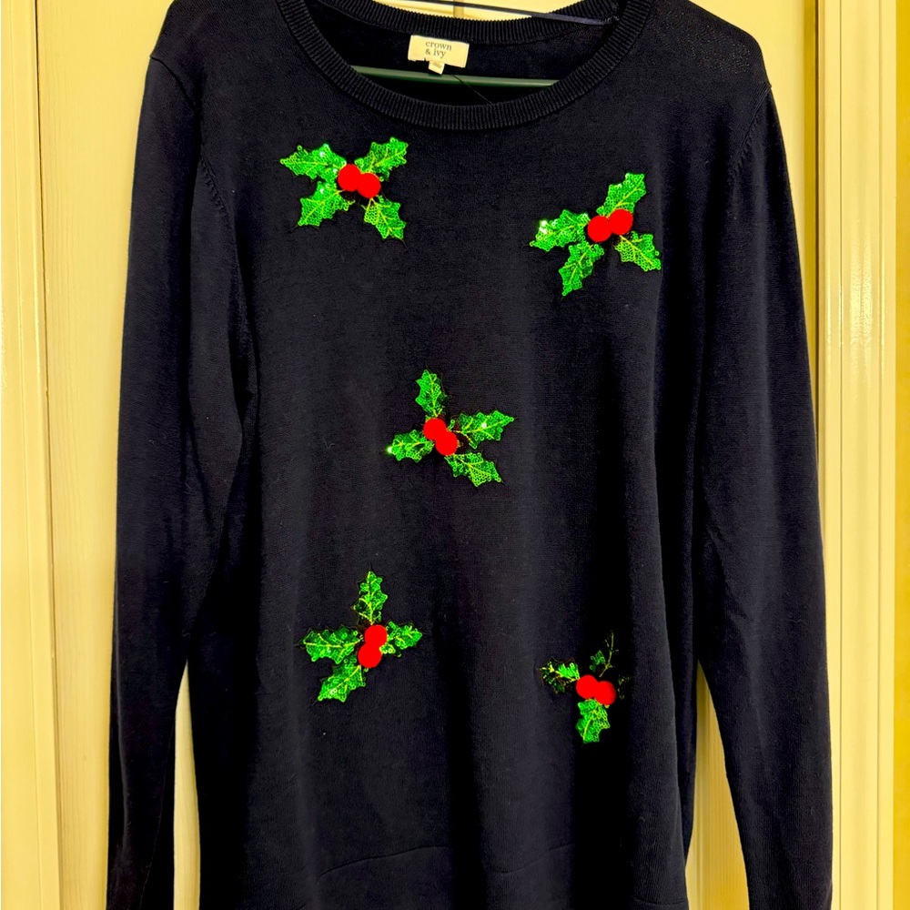 Crown & Ivy Christmas sweater, navy, holly appliqué Size XL.